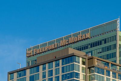 Do Wall Street Analysts Like Freeport-McMoRan Stock?